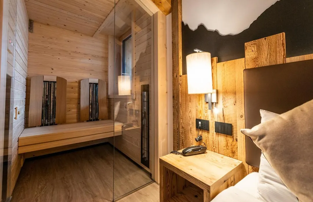 Lady Maria Hotel Wellness & Resort-1