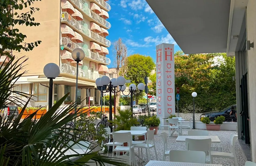 Hotel Aragosta-1