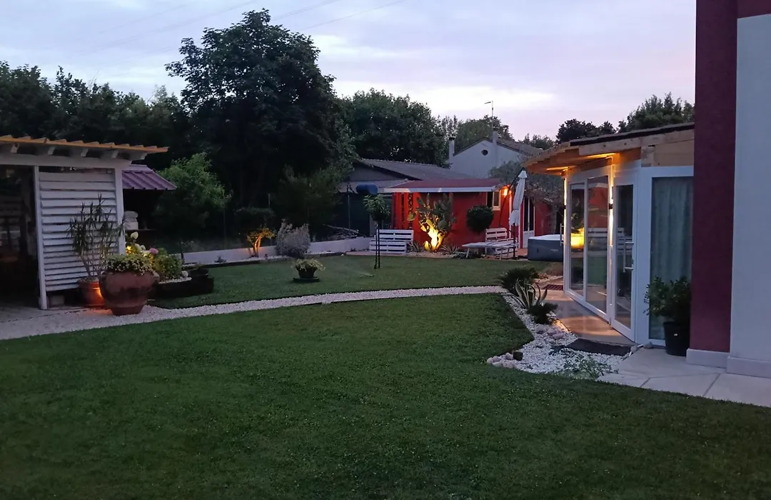 Casa Degli Amici-1