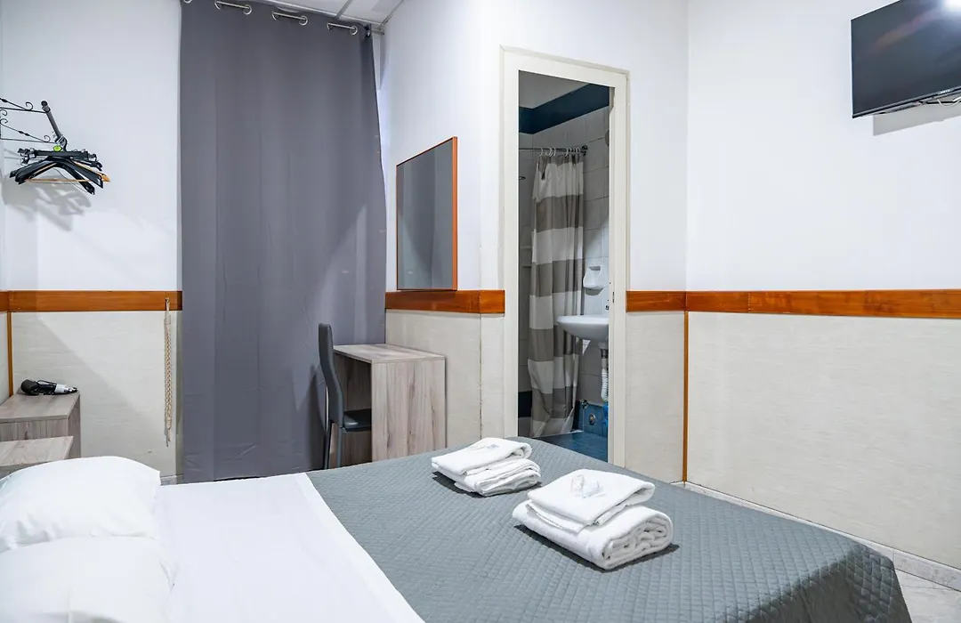 Hotel Planet-1