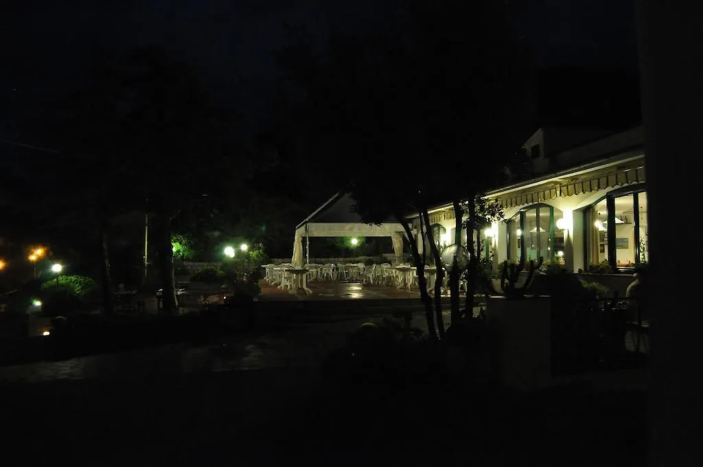 Hotel Belmare-1