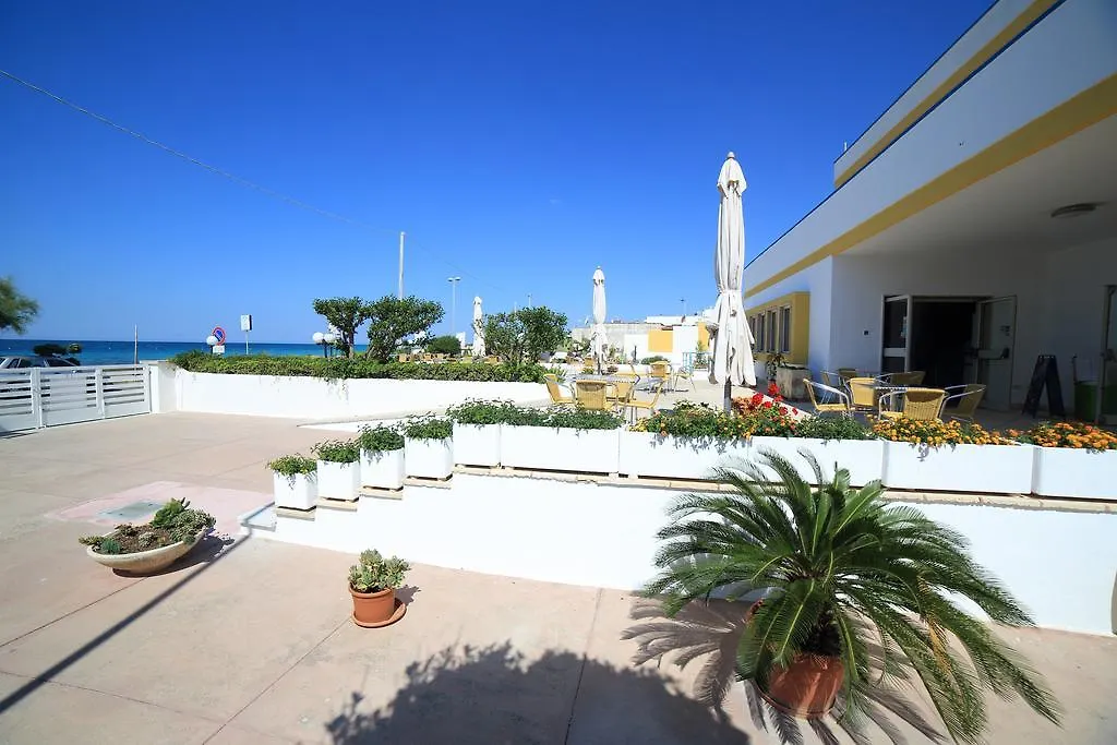 Hotel Albatros-1
