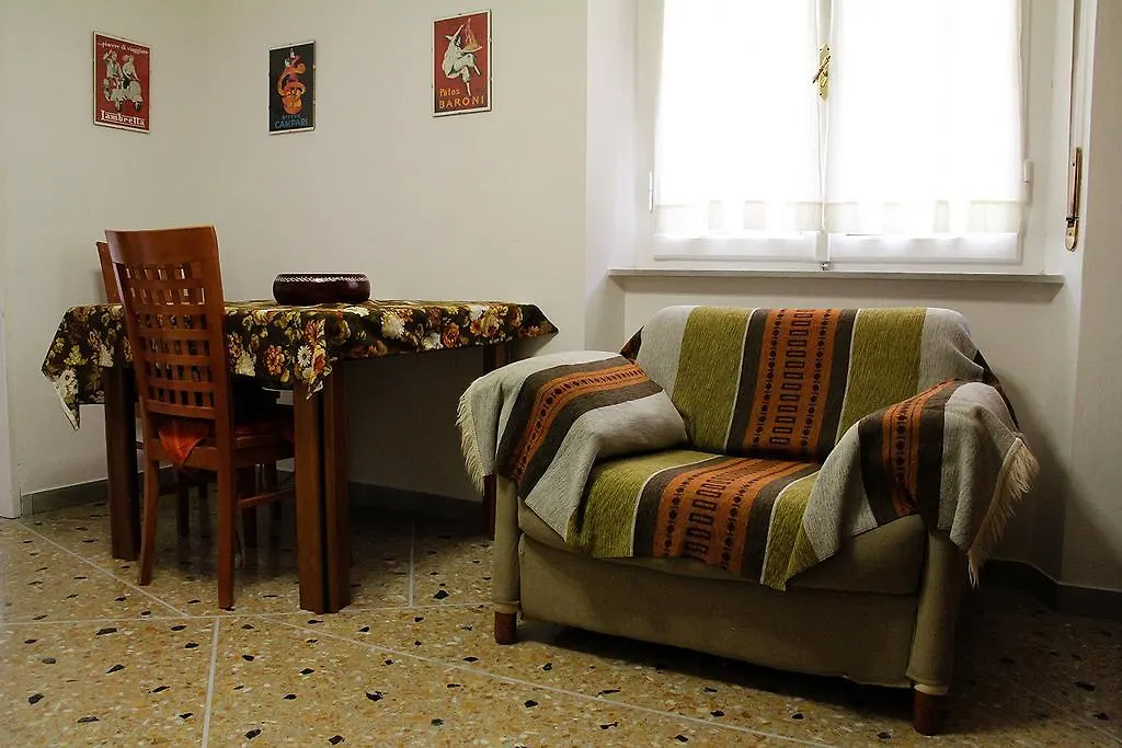Cisanello Guesthouse-1