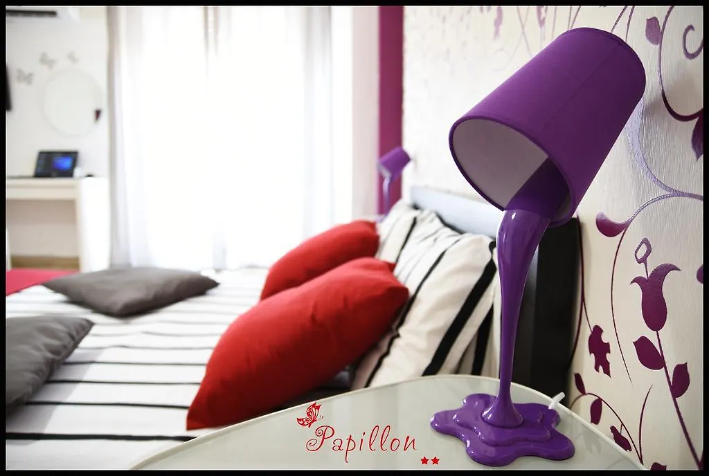 Papillon Bnb-1