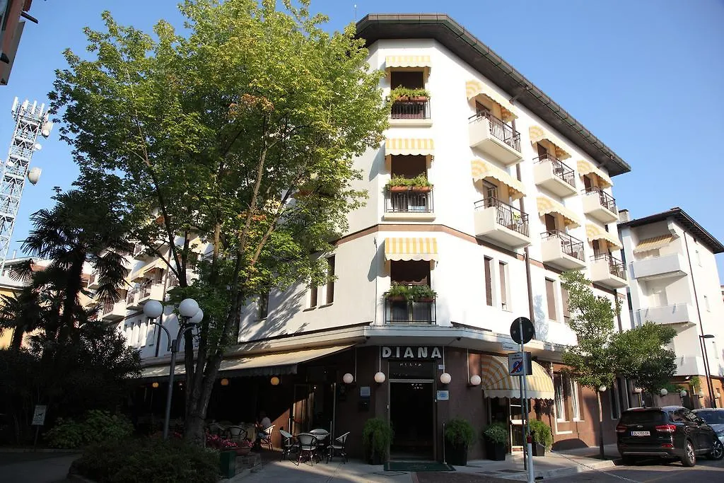 Hotel Diana-1
