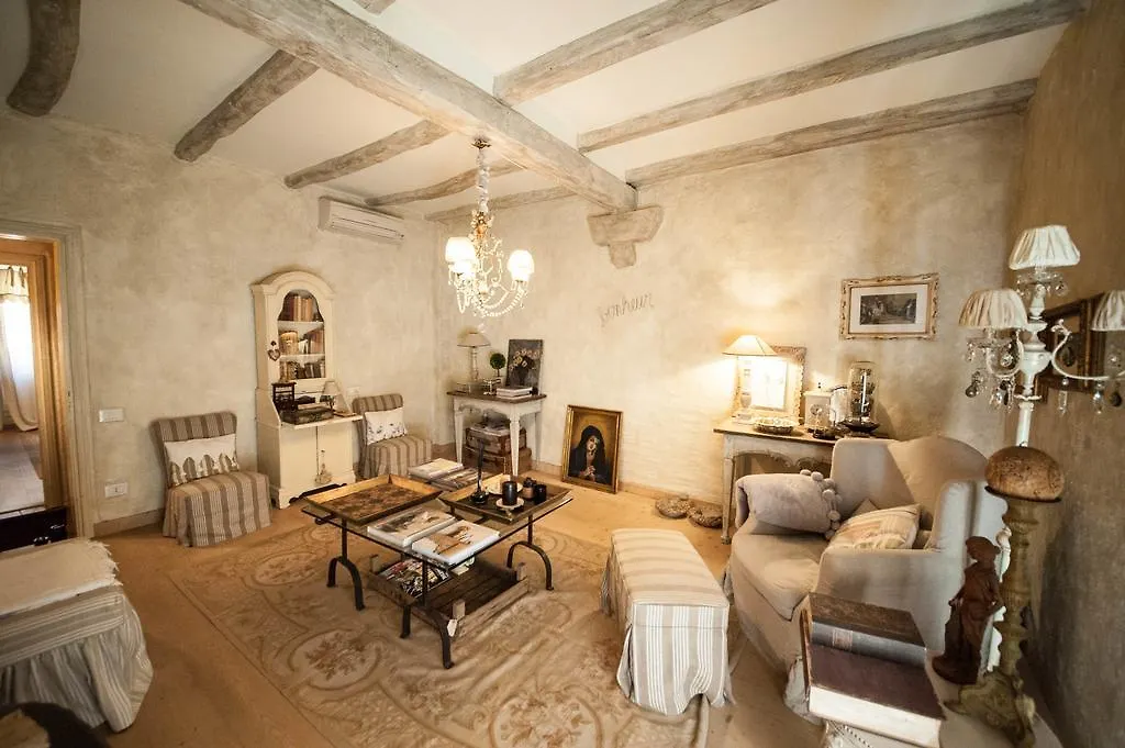 Cestello 17 Guesthouse-1