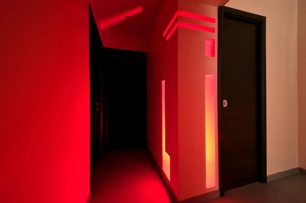 Roma Naif Rooms-1