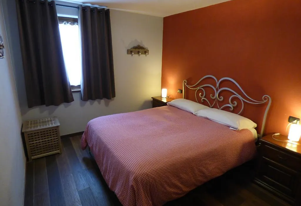 Hosquet Lodge-1