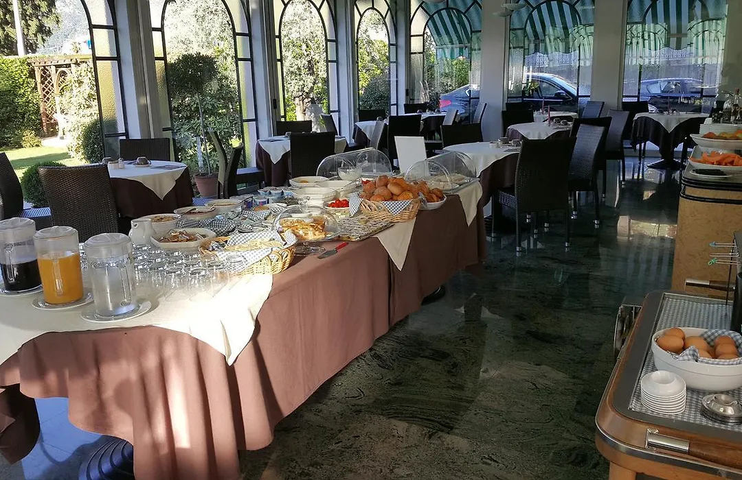 Hotel La Villa-1