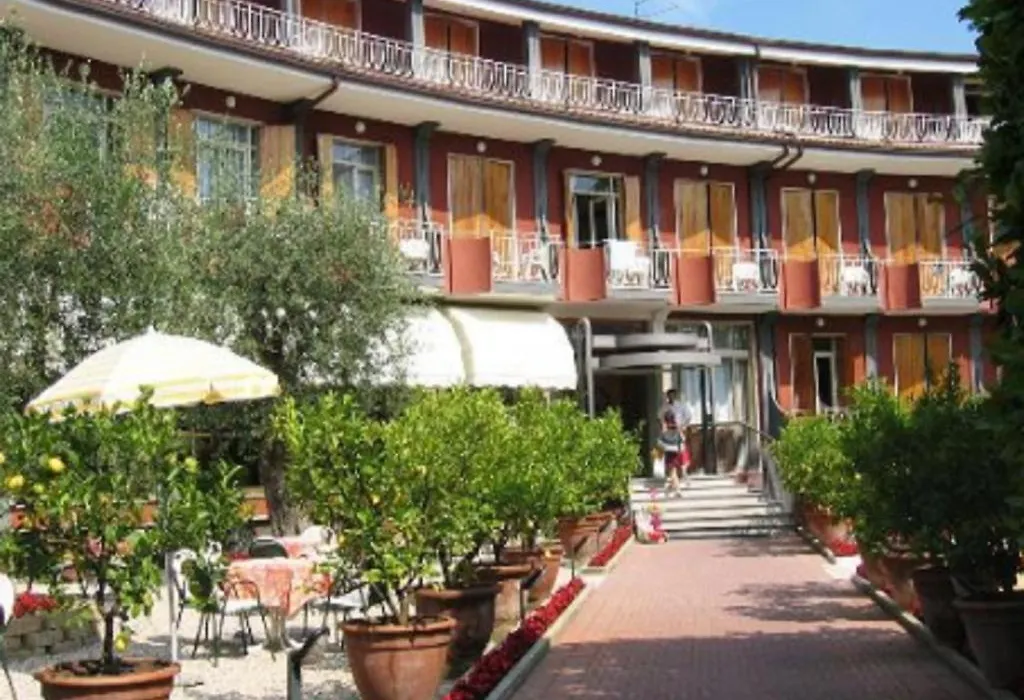 Hotel Continental-1