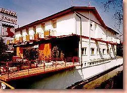 Hotel Tre Santi-1