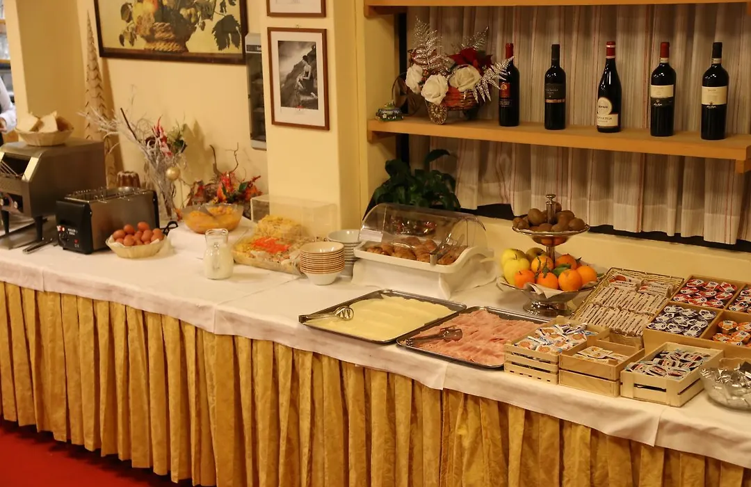 Hotel Dolomiti-1