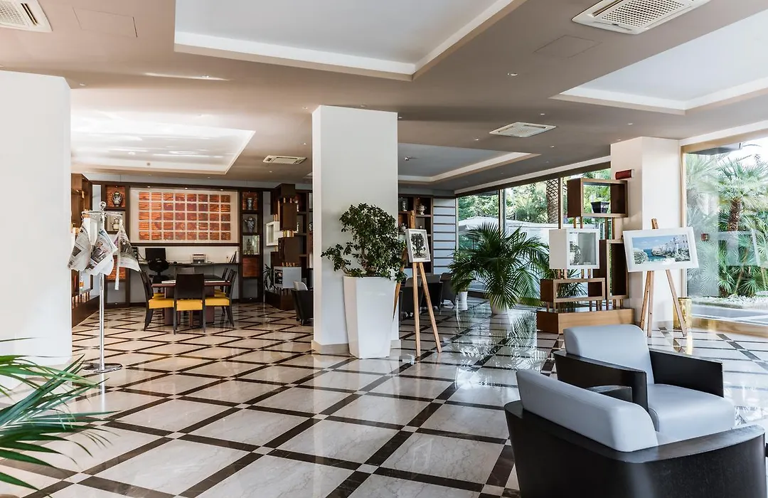Rondo' Hotel-1