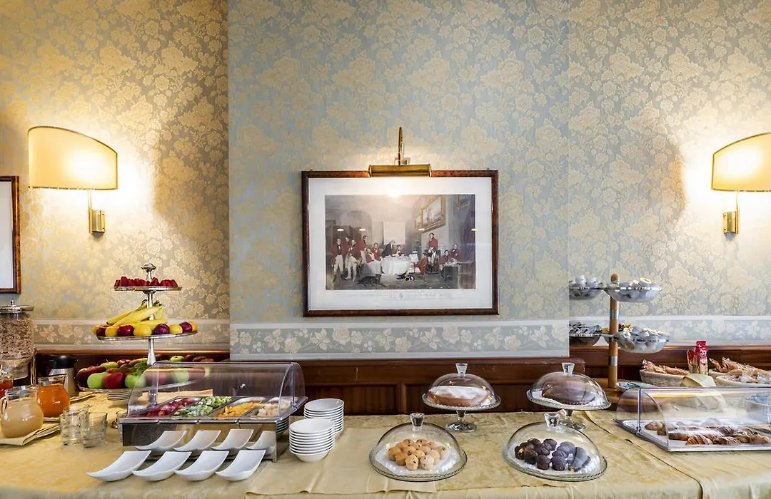 Hotel Ascot-1
