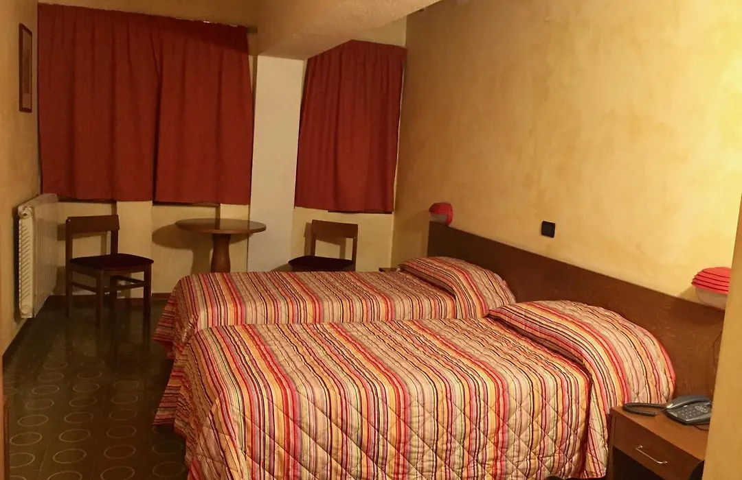 Hotel Sarre-1