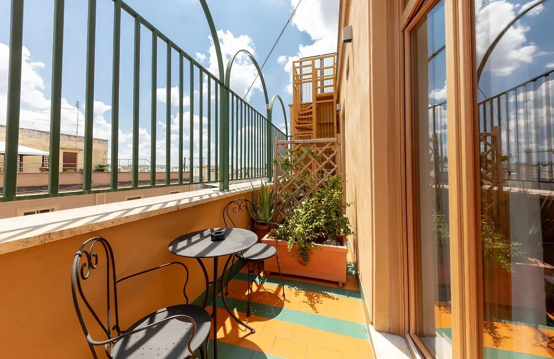 Blue Inn Luxury Suites-1