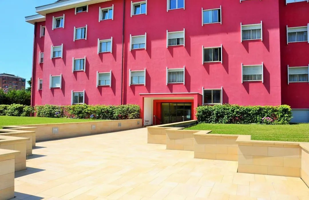 Delta Hotel Apartments-1