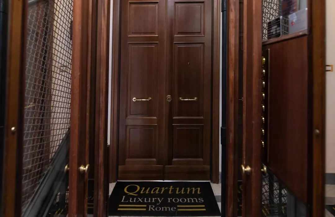 Quartum Luxury Rooms-1