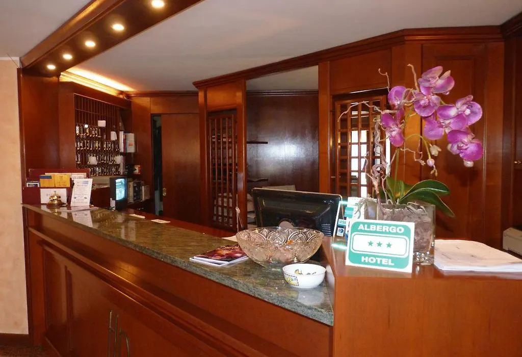 Hotel Pasteur-1