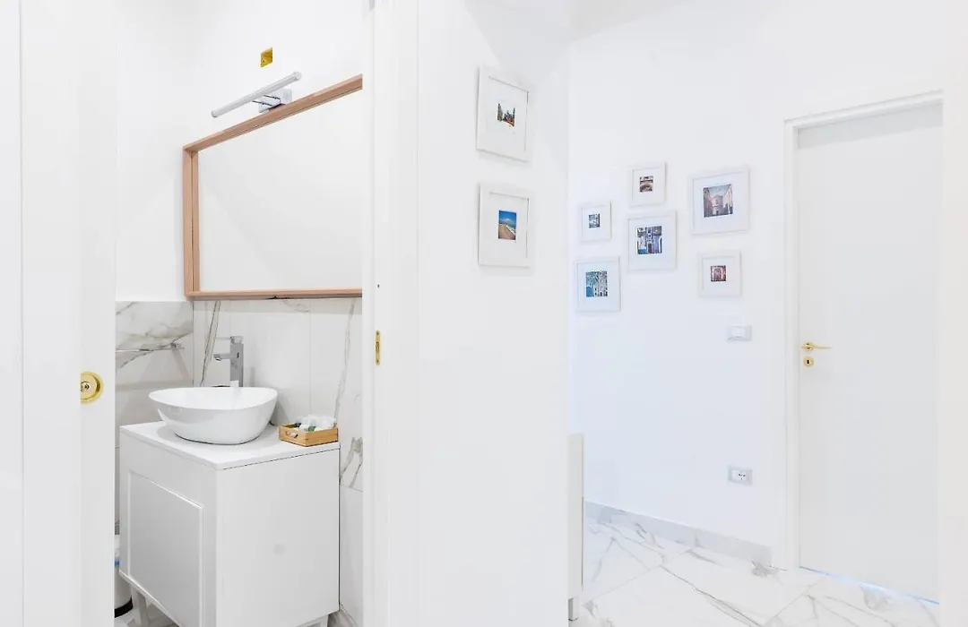 Luxury Suite Corso Umberto-1