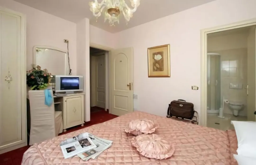 Nice Hotel-1