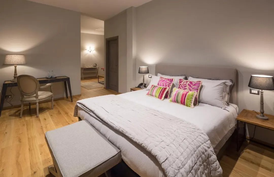 Il Duomo Luxury Suite-1