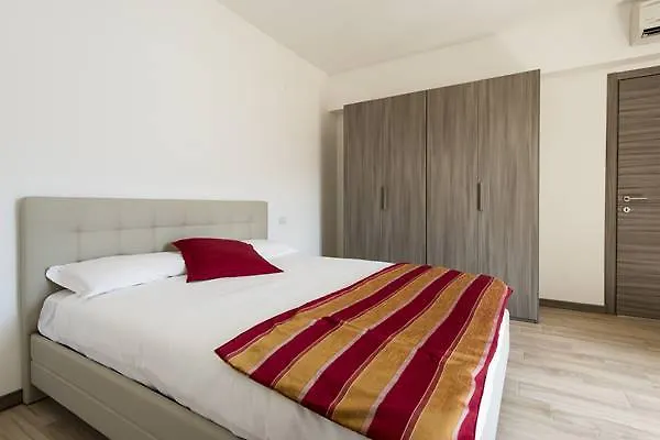 Britannia Luxury Apartments Suite-1