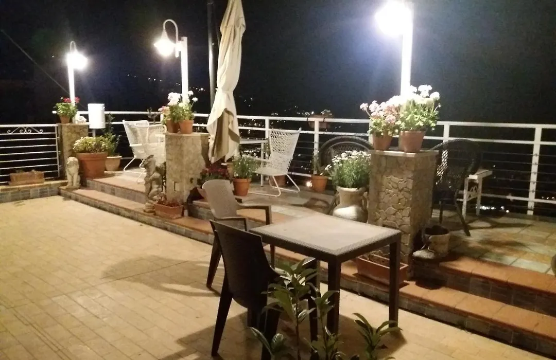 Garden On The Sea-1