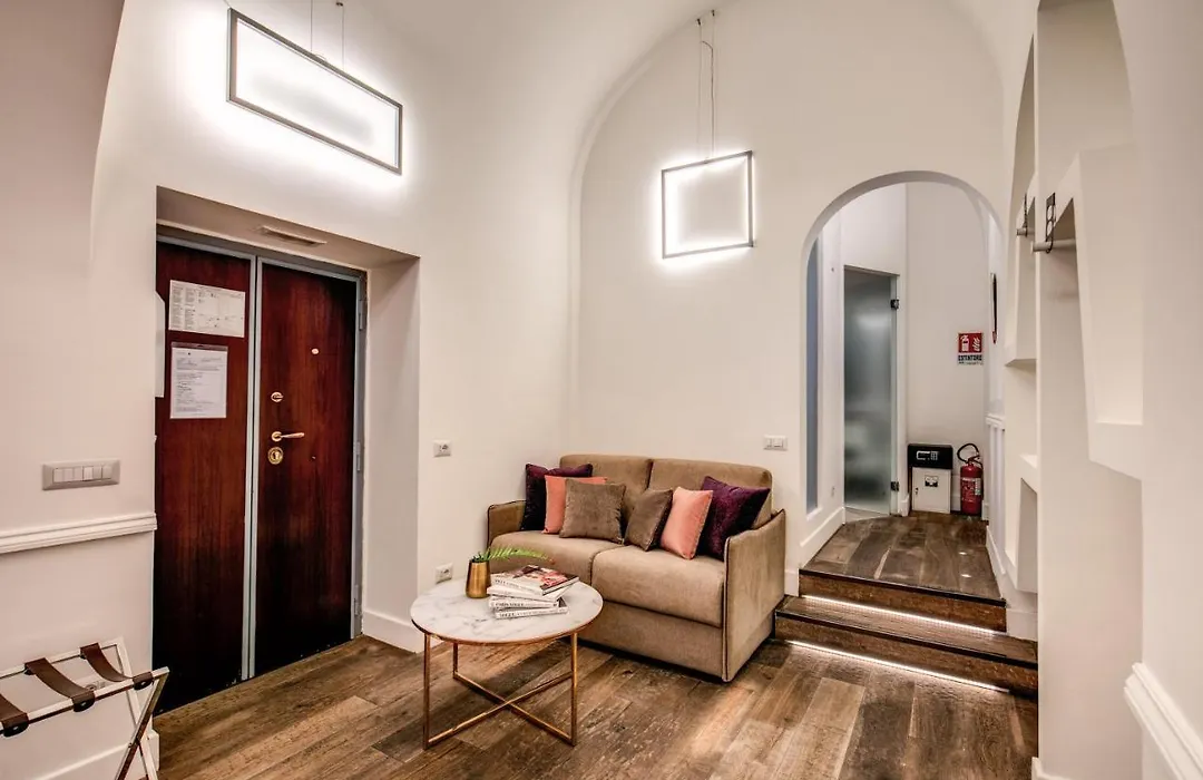 Boutique Centrale Relais-1