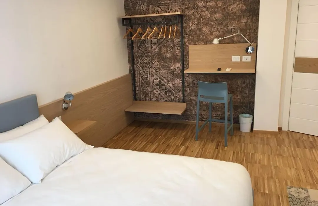 H-Sa Guest House-1