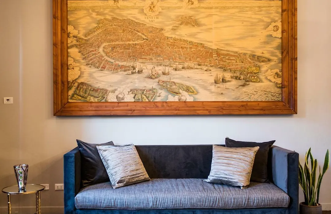 Axel Hotel Venezia - Adults Only-1