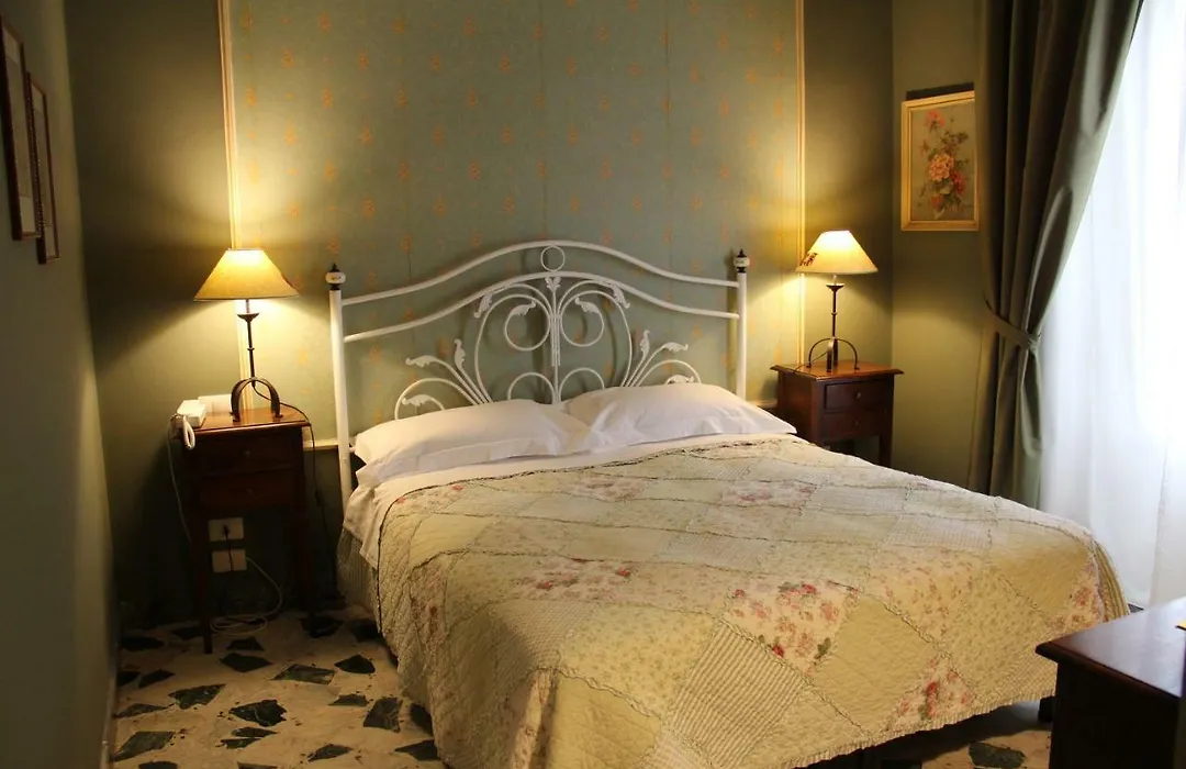 Neathon Rooms-1