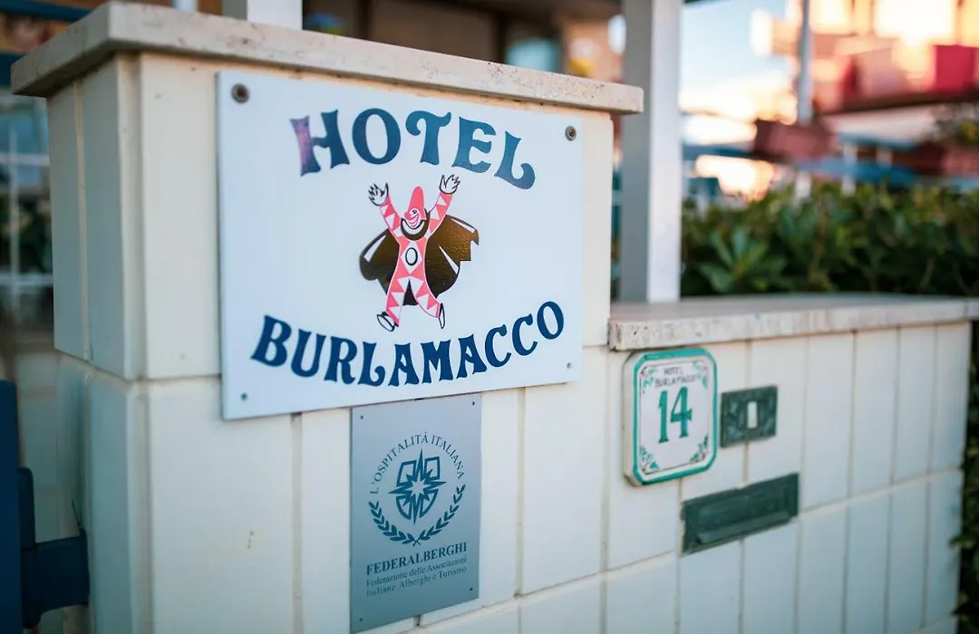 Hotel Burlamacco-1