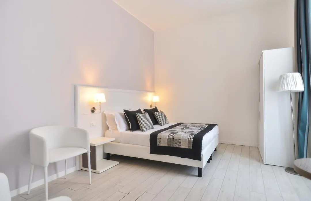 Lata Luxury Rooms-1