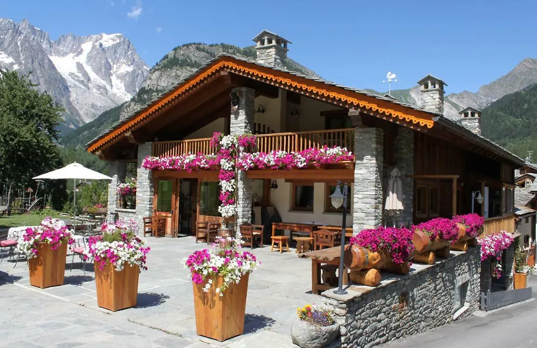 Hotel Lo Campagnar-1