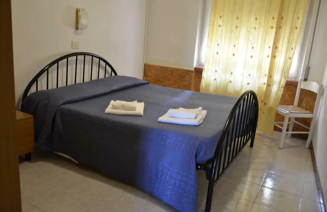 Residence Poggio Al Lago-1