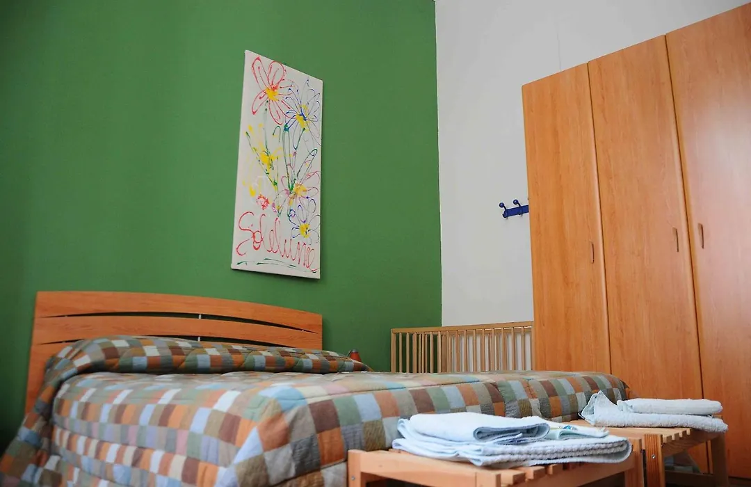 B&B Soleluna Della Solidarieta-1