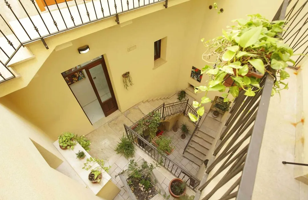 Albergo Maccotta-1