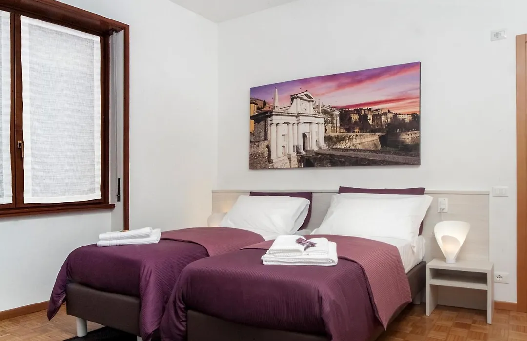 Citywalls Guest House Bergamo-1