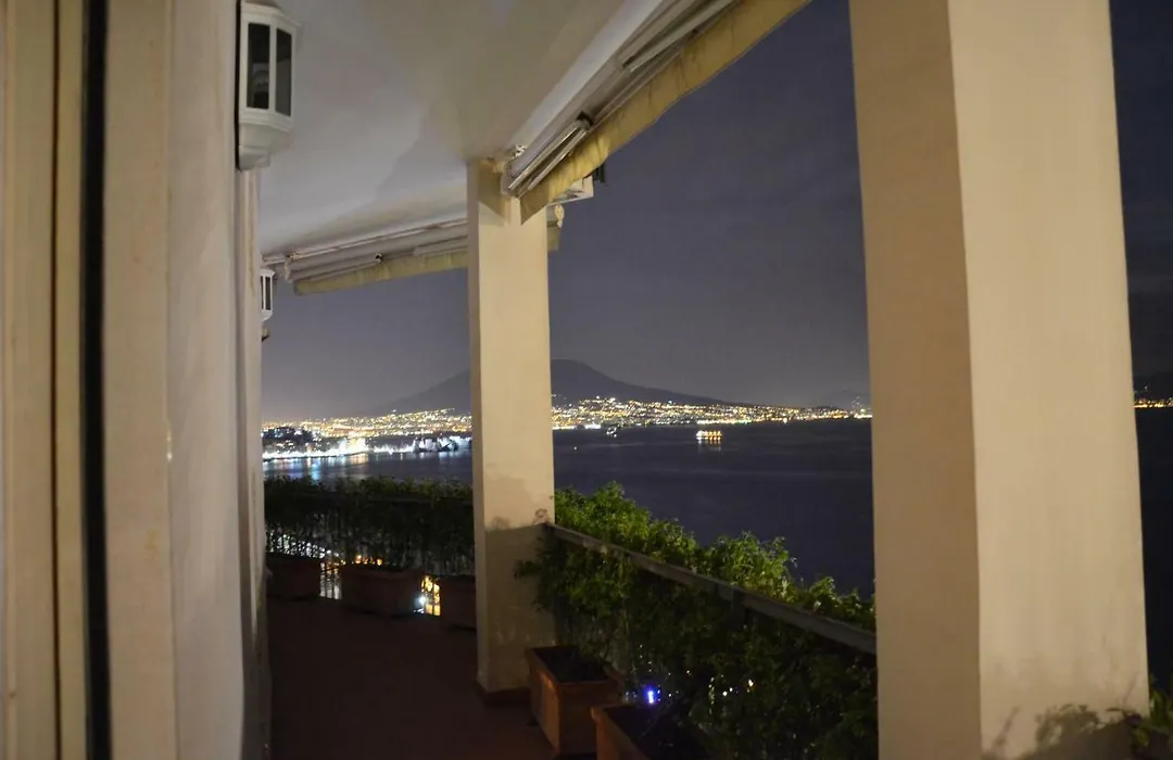 Suite 52-1