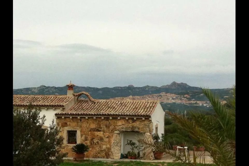 Lu Cuccumiau Country B&B-1