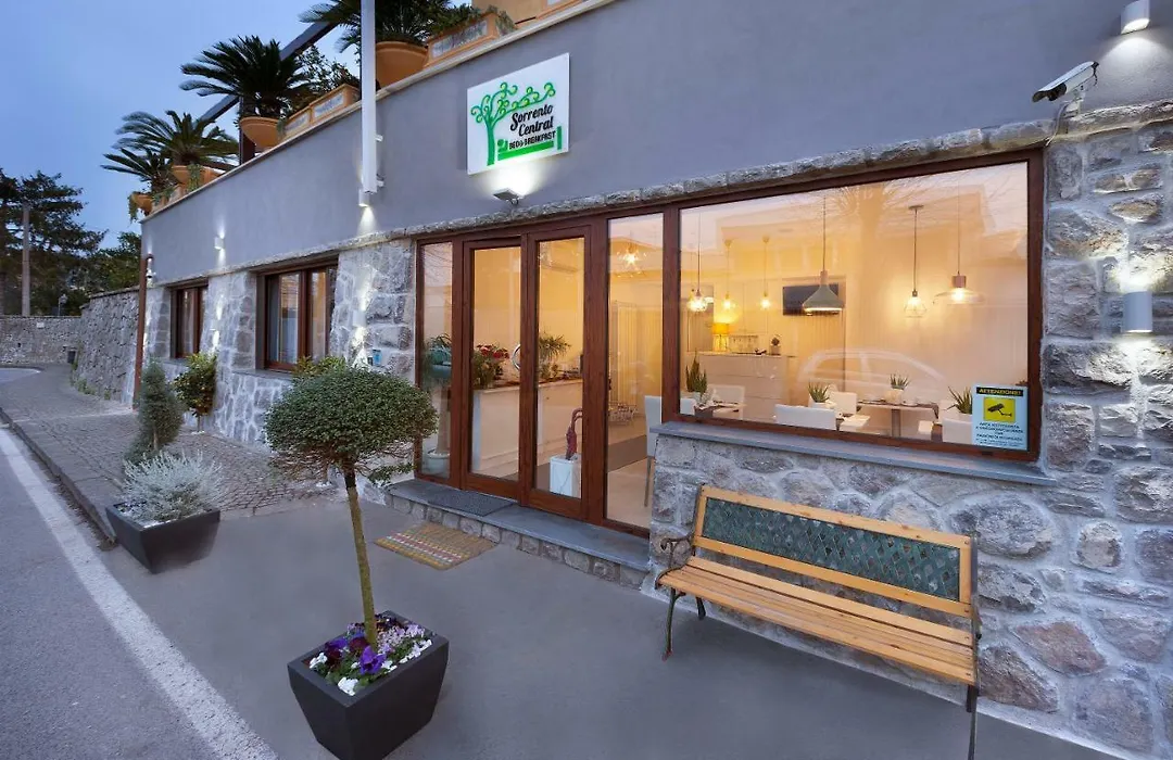 B&B Sorrento Central-1