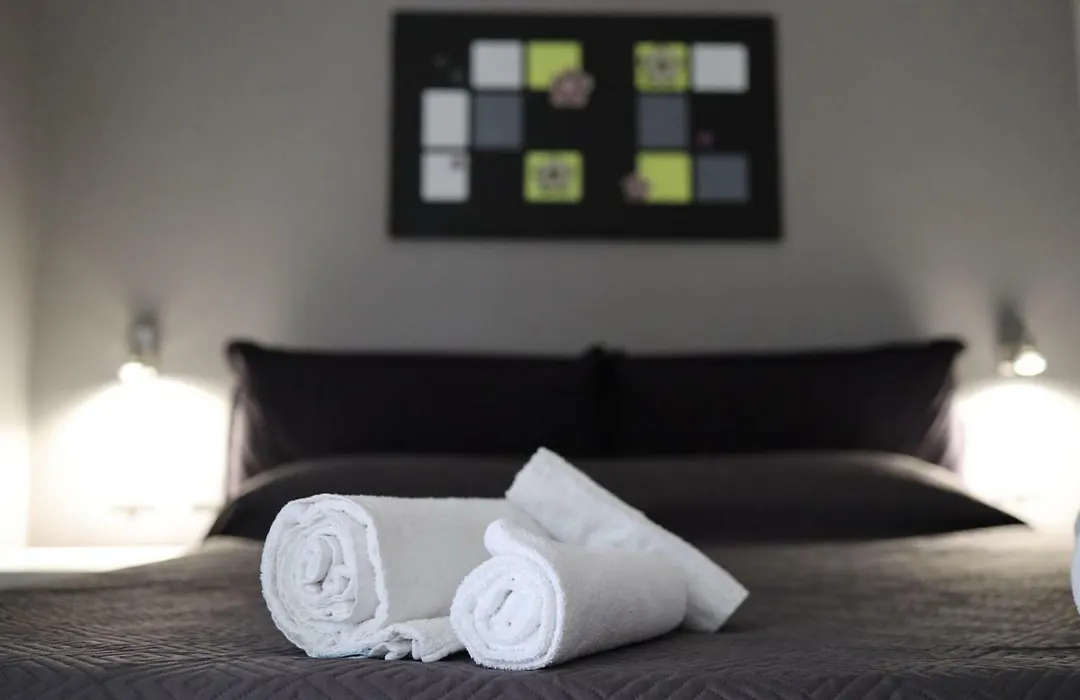 Cavour37 Rooms-1