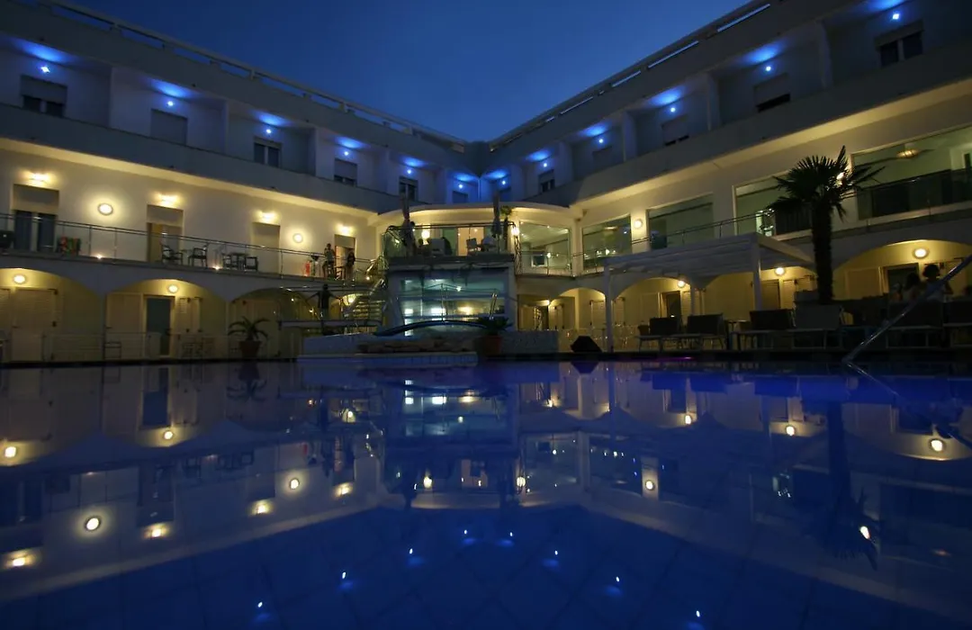 Hotel Splendid Mare-1