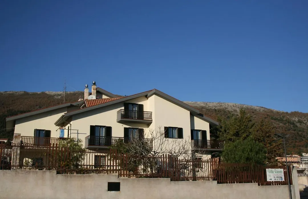 Villa Ruberto-1