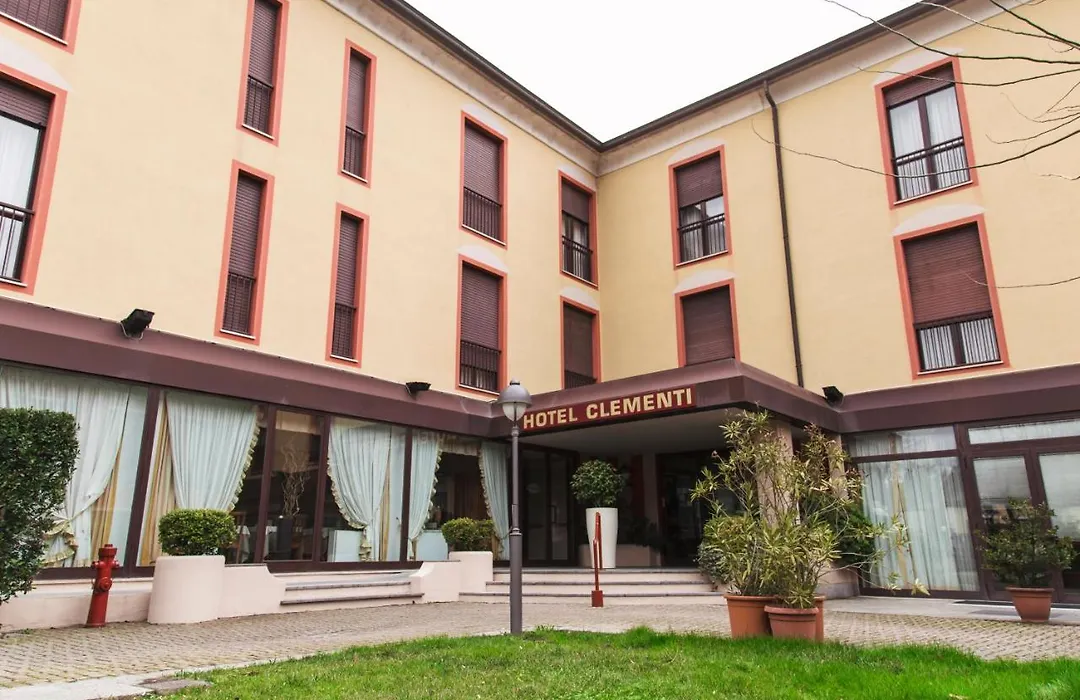Hotel Clementi-1