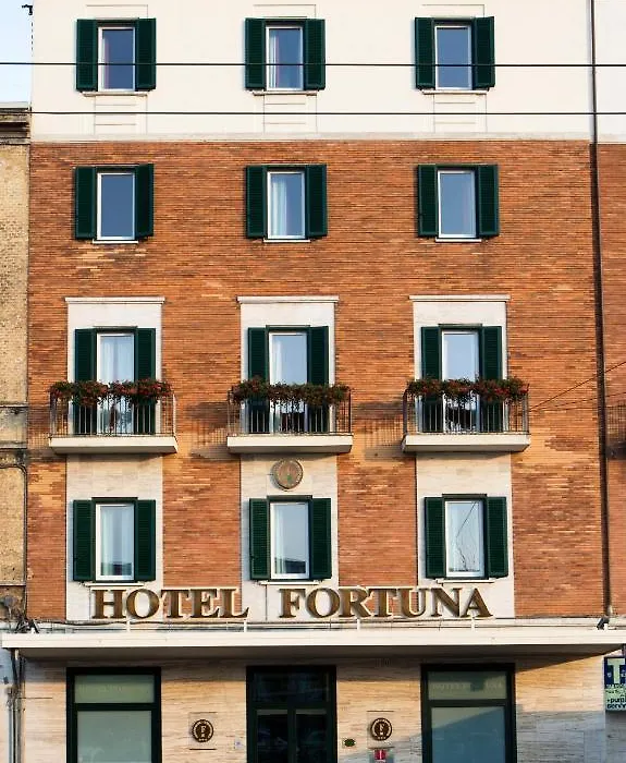Hotel Fortuna-1