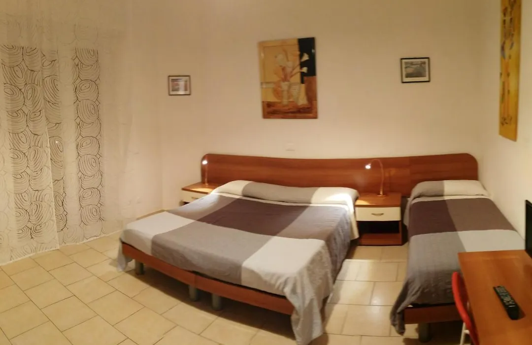 Residence Hotel Vittoria-1