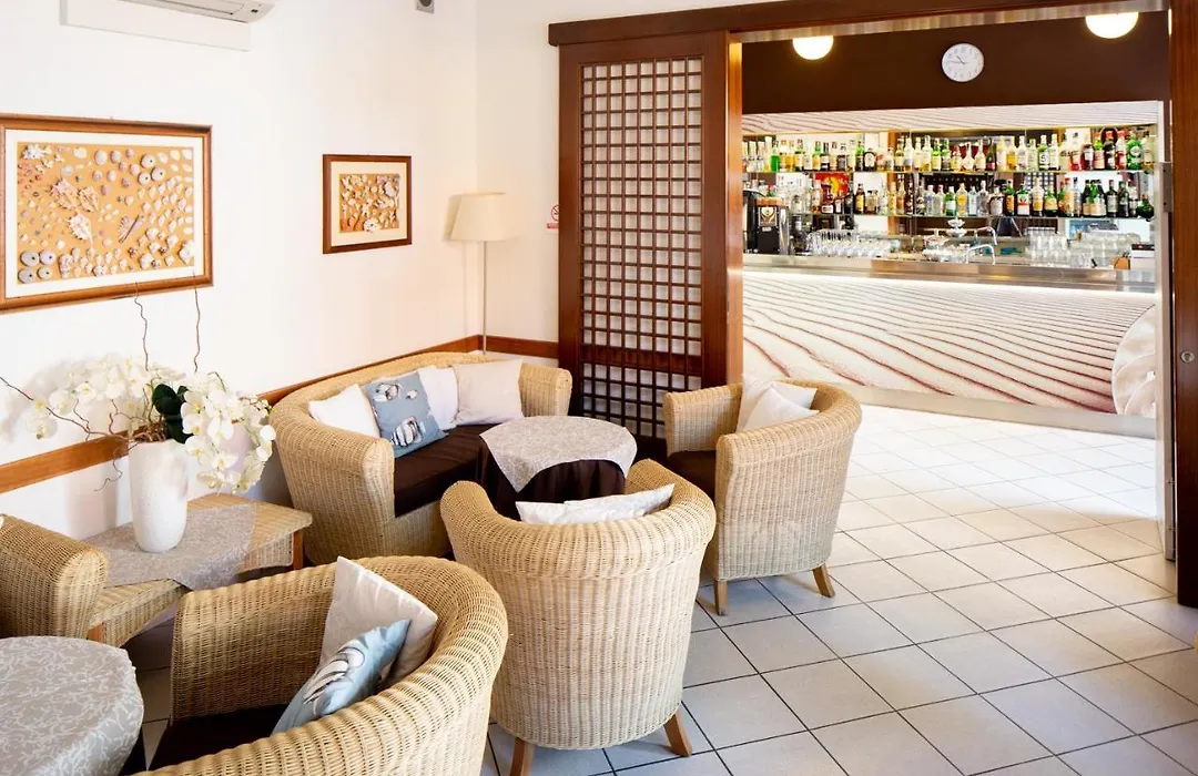 Hotel Desiree-1