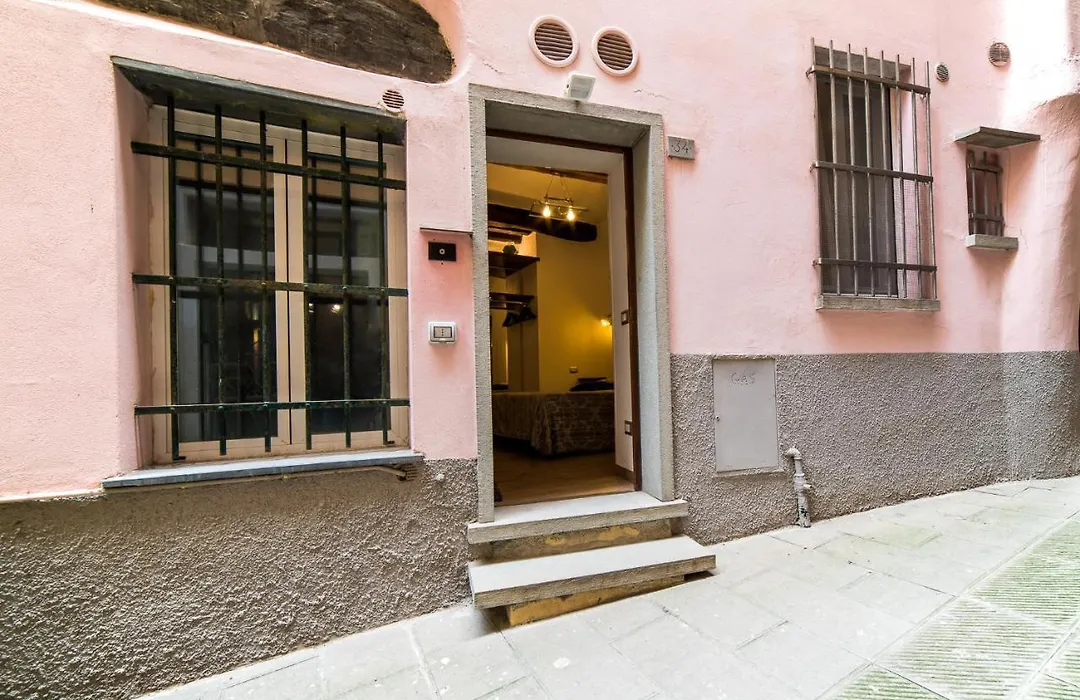 Sea View Suites - Francamaria Rooms-1